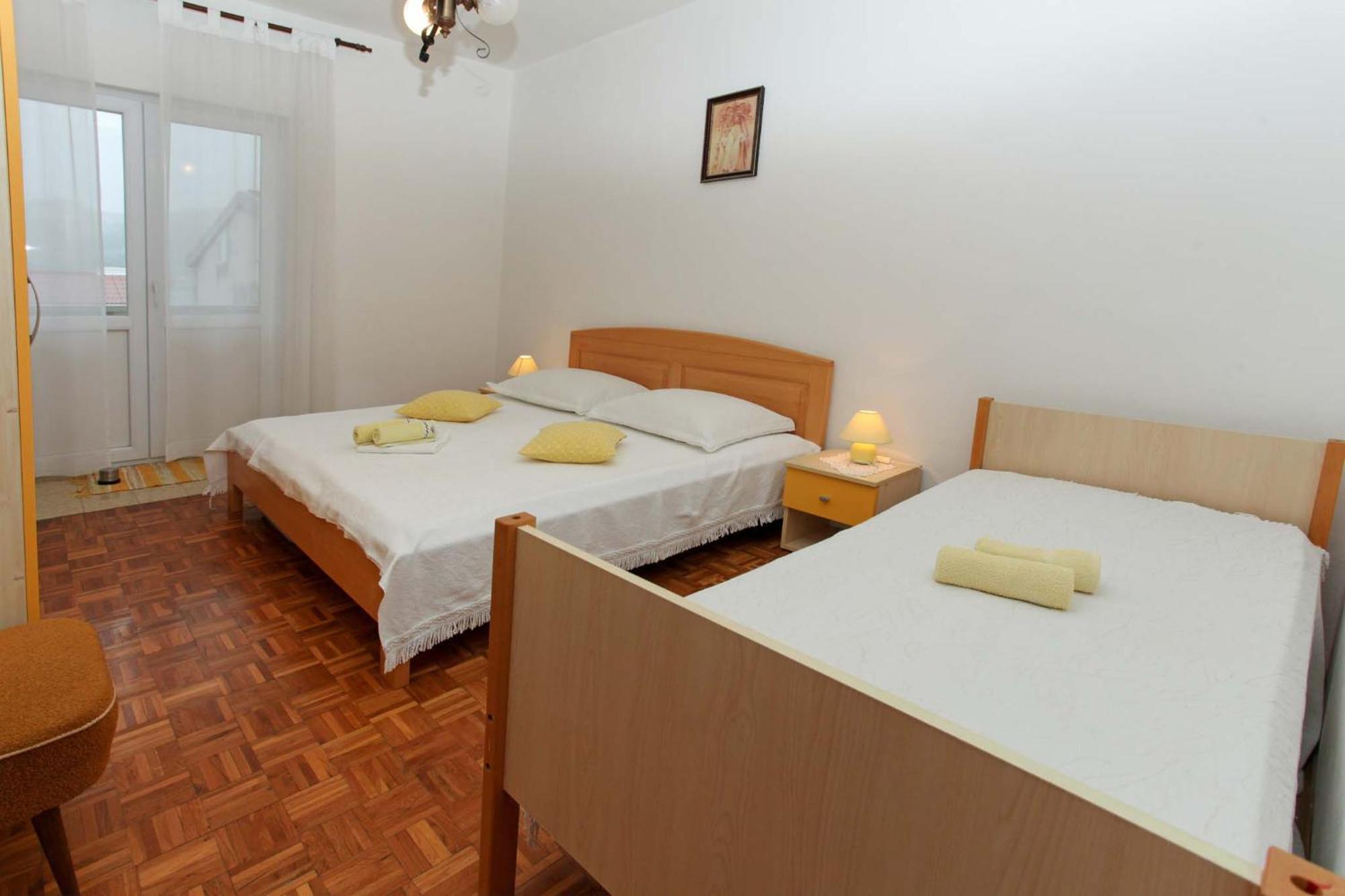 Apartmani Mila Pag Town Dış mekan fotoğraf