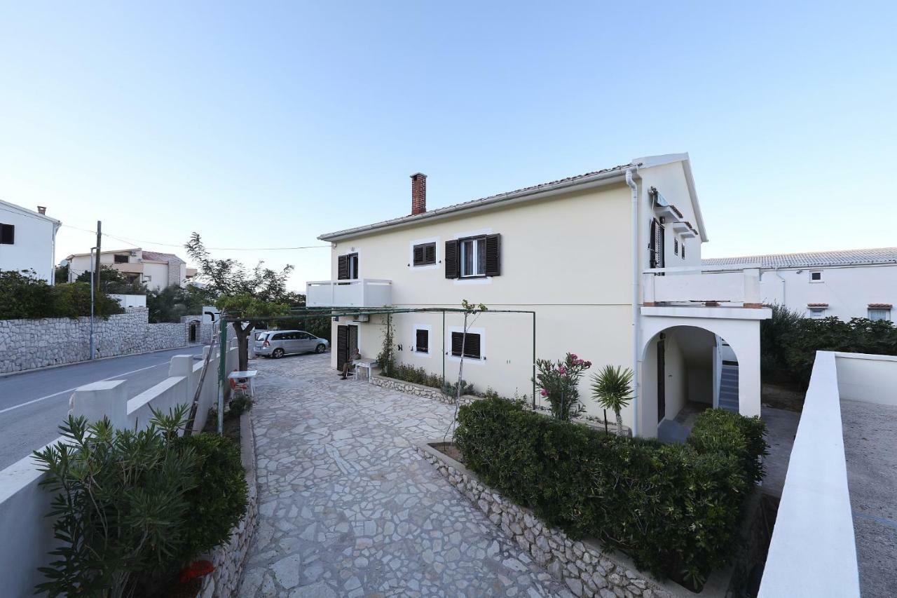 Apartmani Mila Pag Town Dış mekan fotoğraf