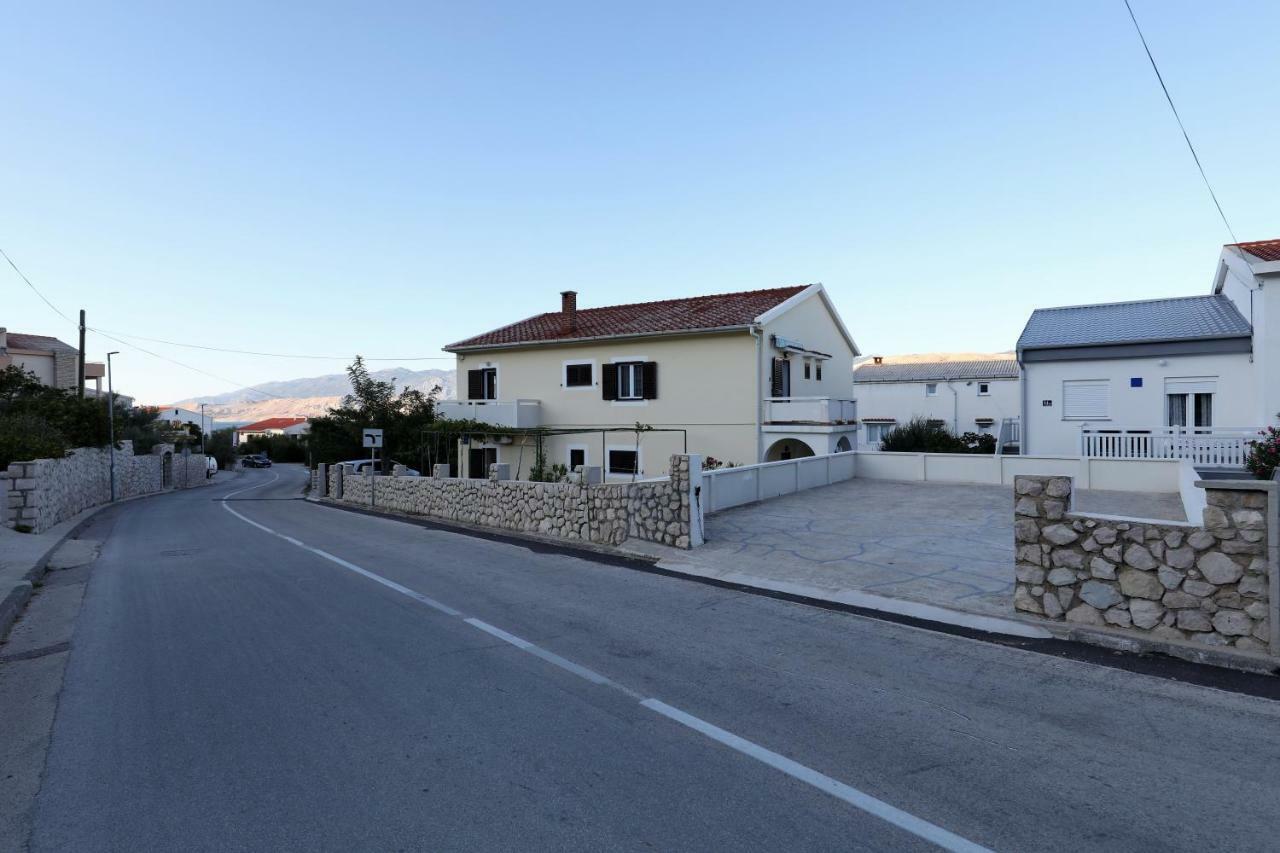 Apartmani Mila Pag Town Dış mekan fotoğraf