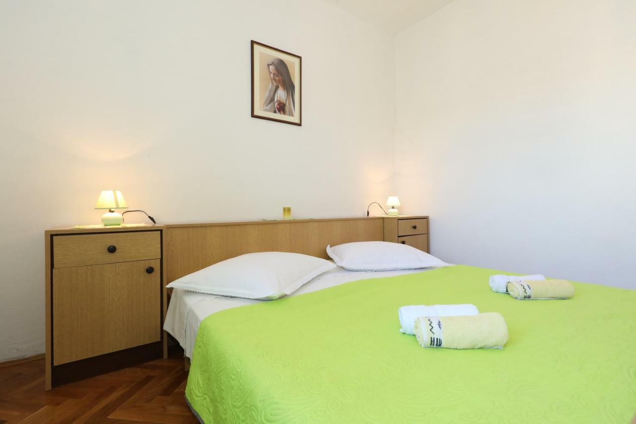 Apartmani Mila Pag Town Dış mekan fotoğraf
